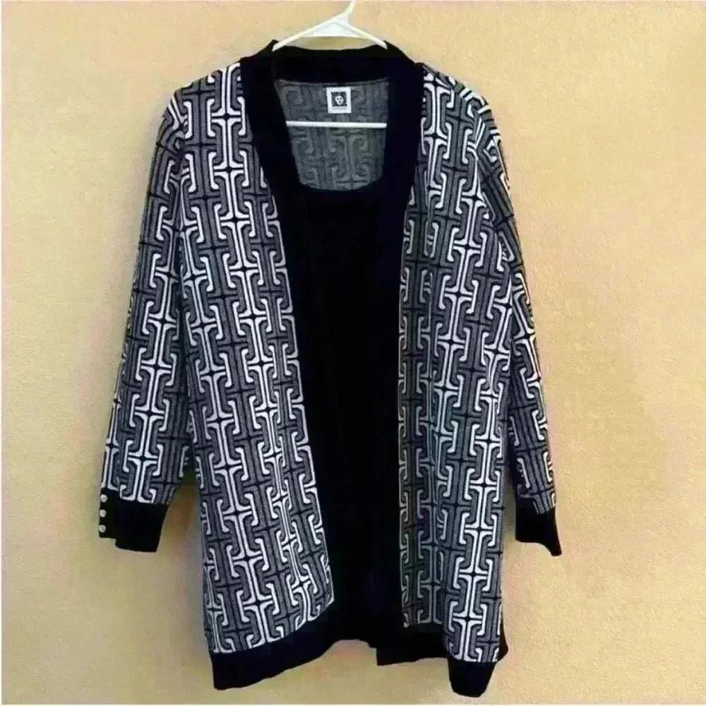 Anne Klein Black/White Print Cardigan Sweater With Tank Size XL EUC! - Picture 8 of 11